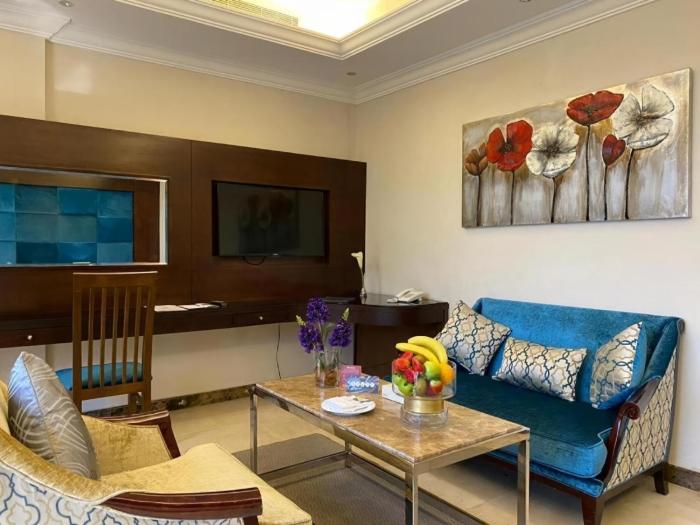 three points al salama