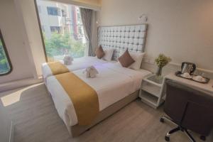 justice hotel