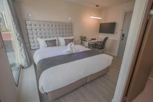 justice hotel