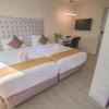 justice hotel