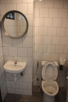 yam yen hostel