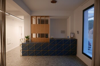 e j pyrgos bay hotel