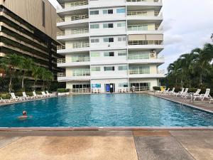 view talay 6 pattaya beach condominium by honey