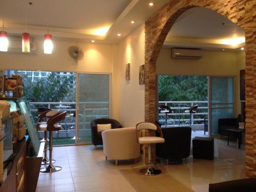 view talay 6 pattaya beach condominium by honey