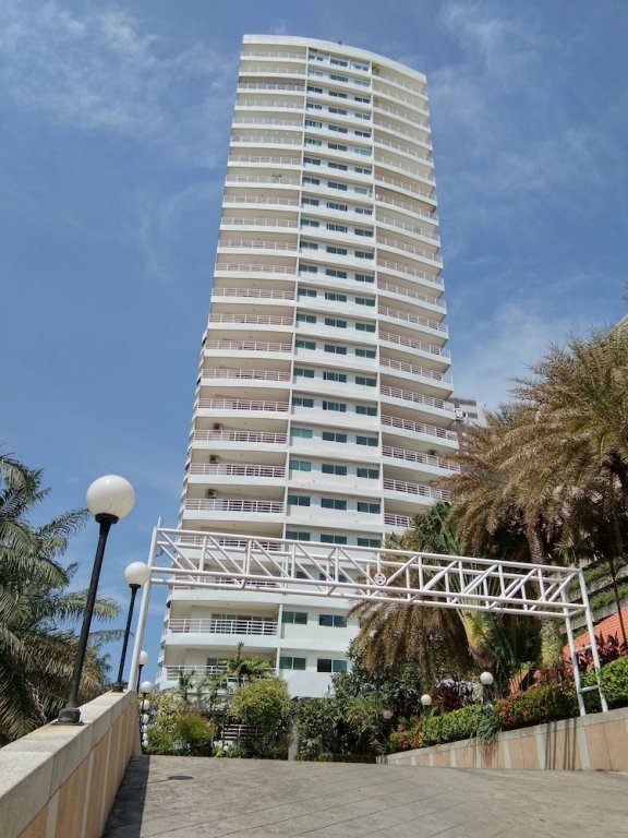 view talay 6 pattaya beach condominium by honey