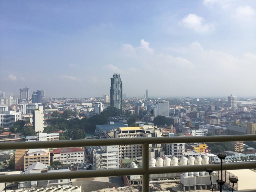 view talay 6 pattaya beach condominium by honey