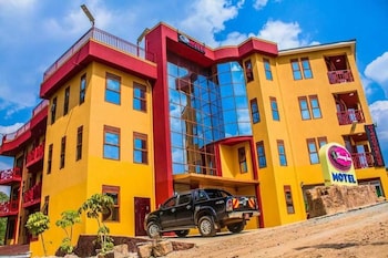 Swing Inn Motel,Near Ishaka Adventist Hospital,3 star