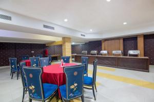 hotel aman inn