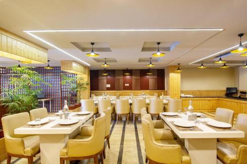 hotel aman inn