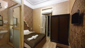 Heritage Hostel,Ismailia>>Cairo,2 star