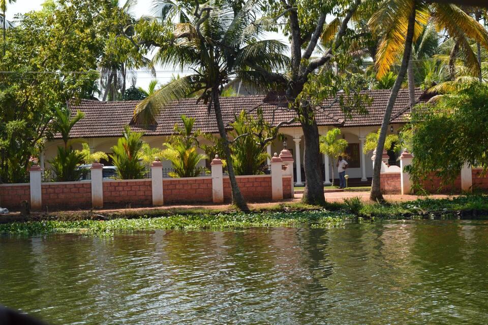 sunny days homestay champakkulam