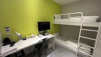checkinn express new taipei tamsui