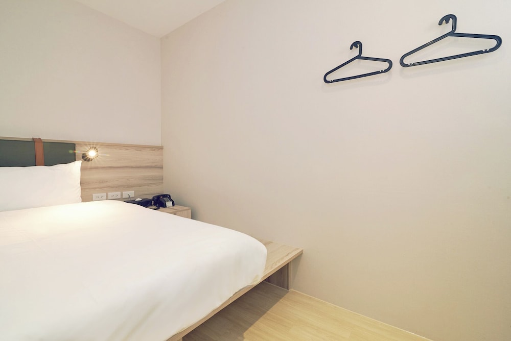 checkinn express new taipei tamsui