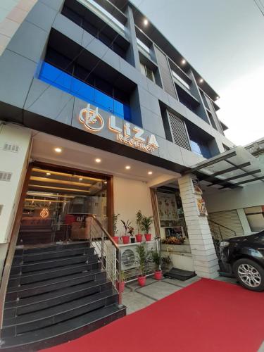 liza regency