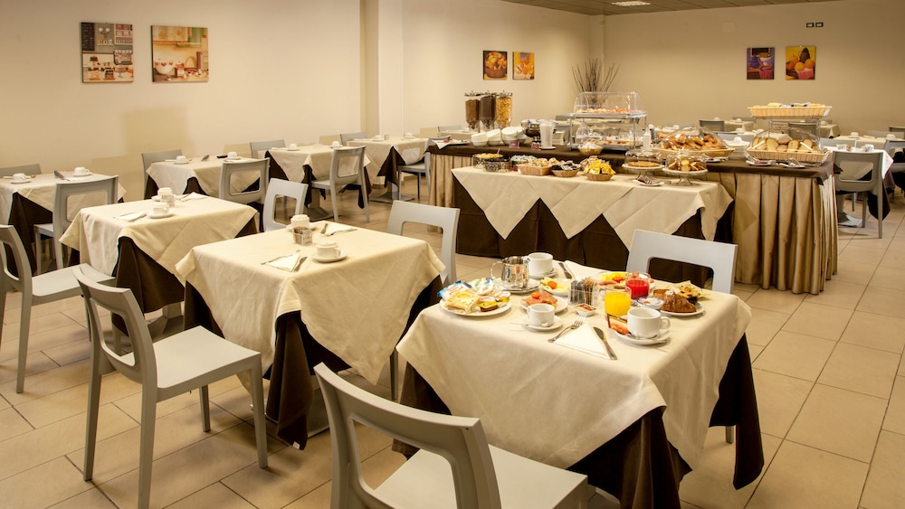 hotel artis