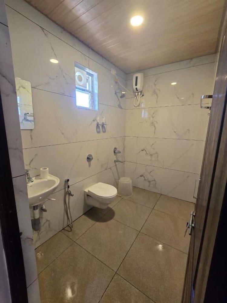 arthigamya spa and resort