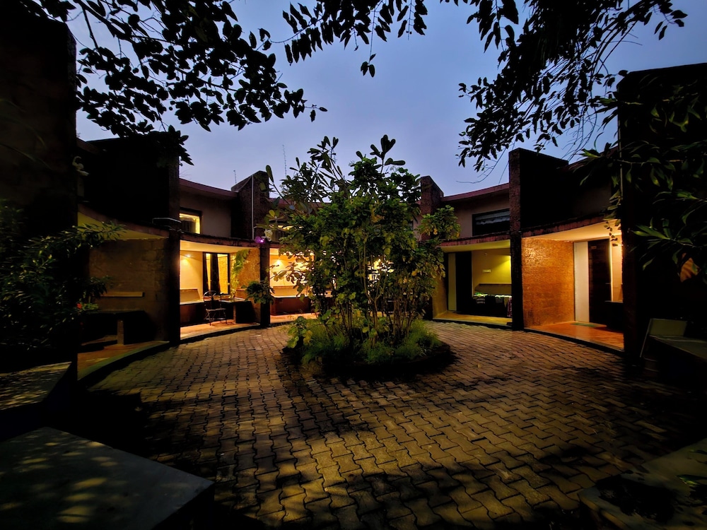 arthigamya spa and resort