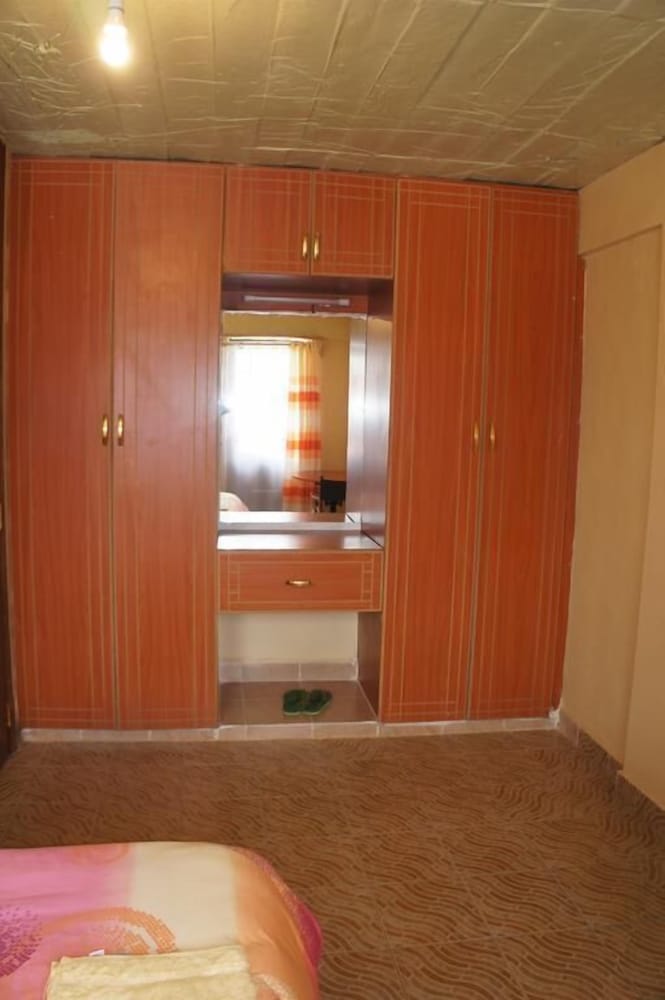 acacia furnished apartments nanyuki