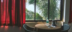 Red Rock Arambol Beach,,3 star