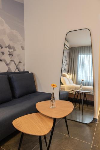 the elliot hotel