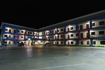 waritthon residence