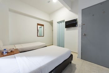 hollitel hotel