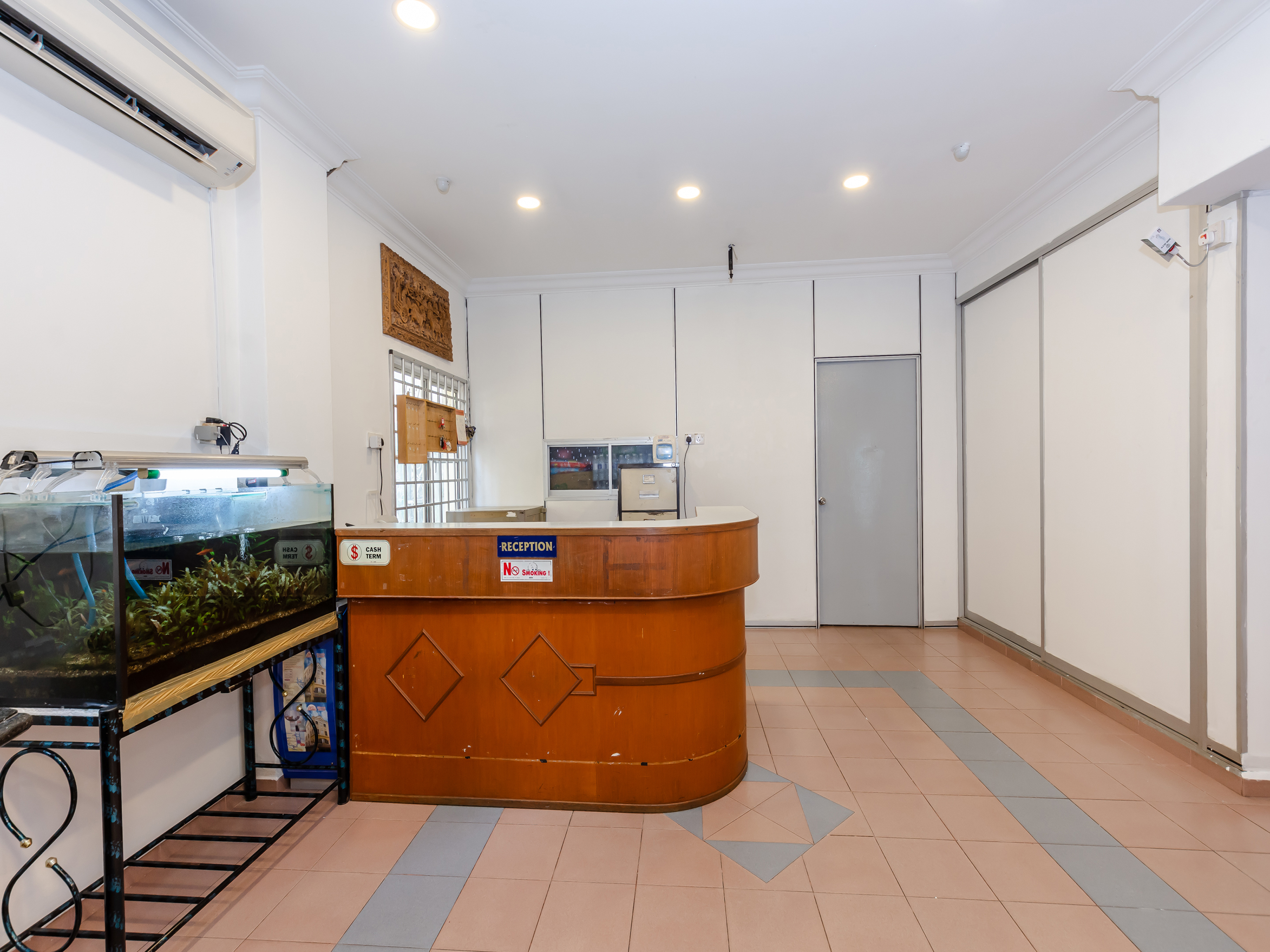 hollitel hotel