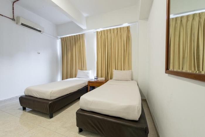hollitel hotel