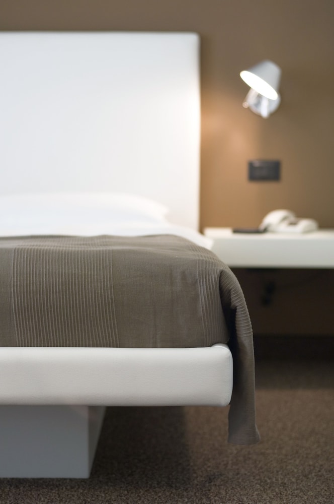 hotel meridiana