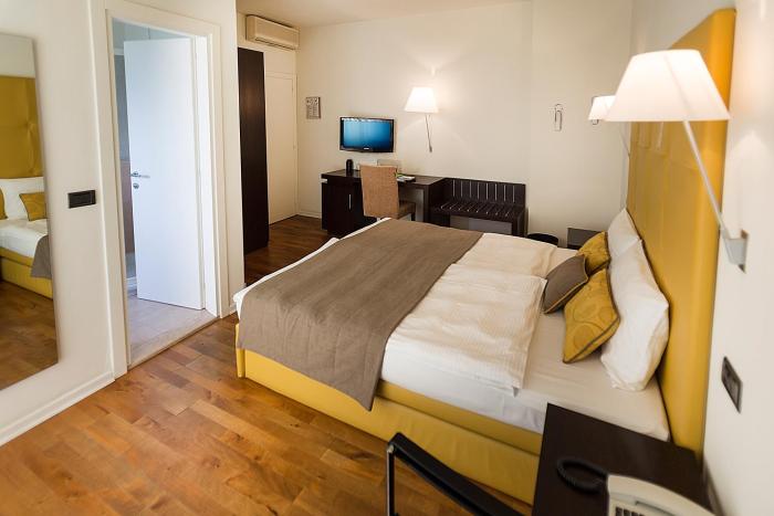hotel meridiana