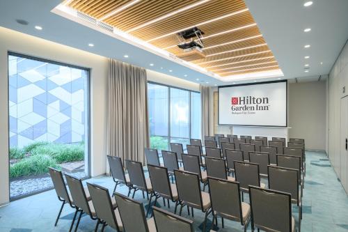 hilton garden inn budapest city centre