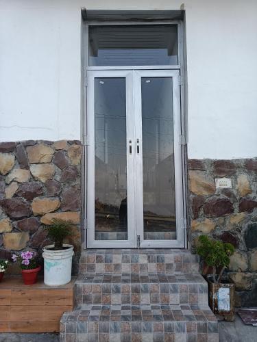 Elite Peak Inn,Near - Jolly Grant Airport,3 star