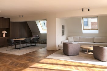 kozmo hotel suites and spa