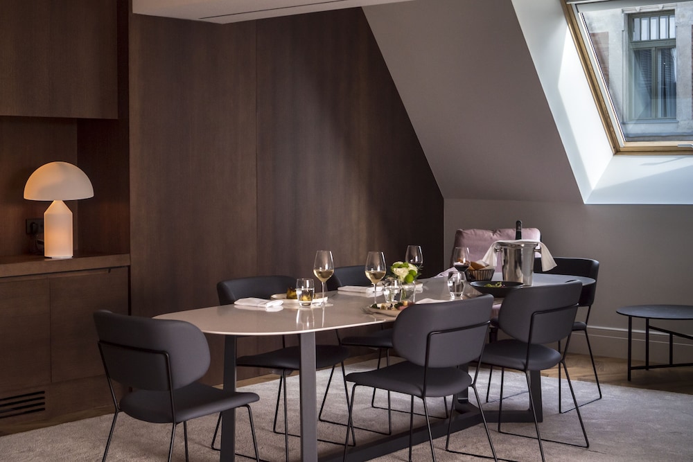 kozmo hotel suites and spa