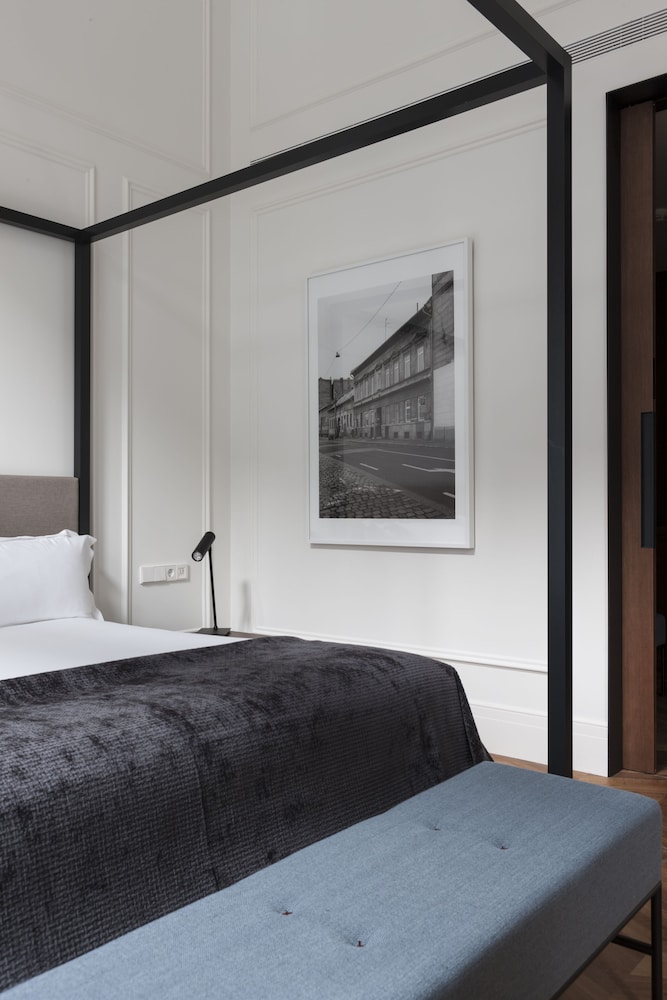 kozmo hotel suites and spa