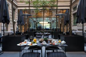 kozmo hotel suites and spa