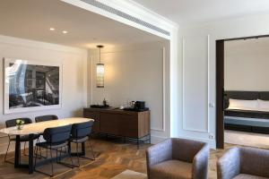 kozmo hotel suites and spa