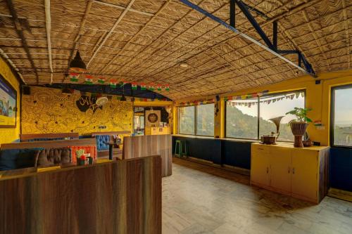 shalom backpackers rishikesh adults only