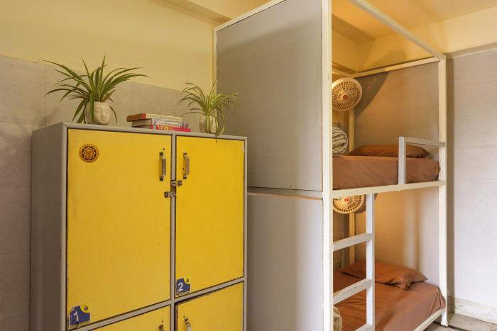 shalom backpackers rishikesh adults only