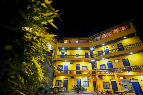 shalom backpackers rishikesh adults only