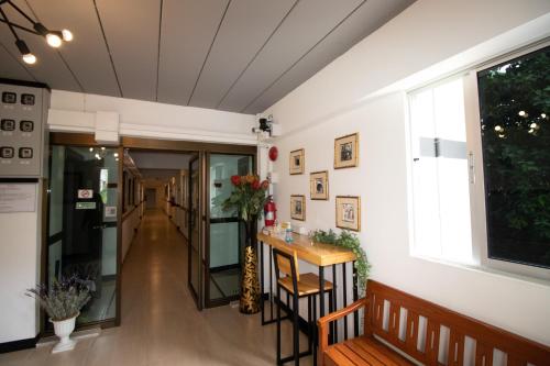 the 168 gallery residence