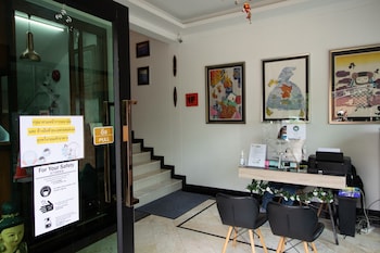 the 168 gallery residence