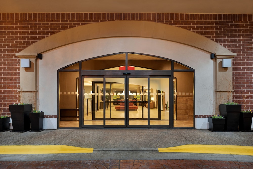 holiday inn dubuque galena by ihg