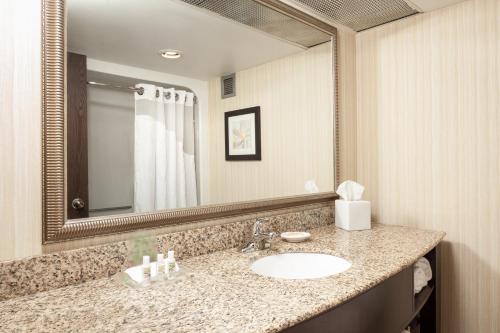 holiday inn dubuque galena by ihg