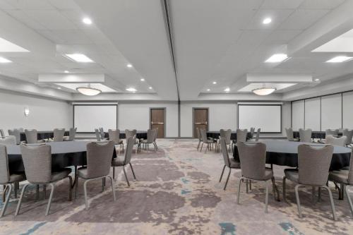 holiday inn dubuque galena by ihg