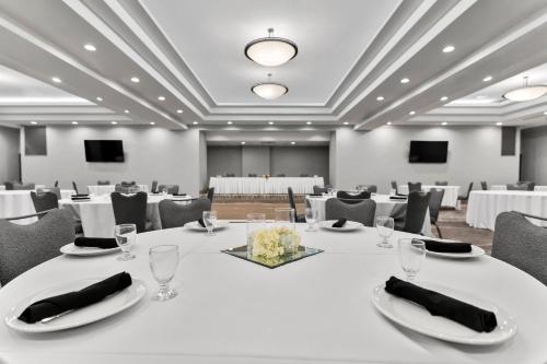 holiday inn dubuque galena by ihg