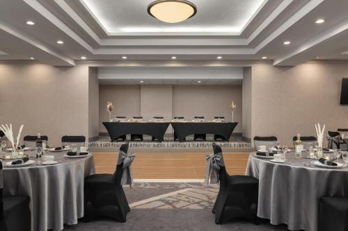 holiday inn dubuque galena by ihg