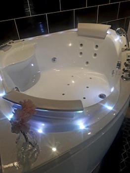 hotel renaissance martigues