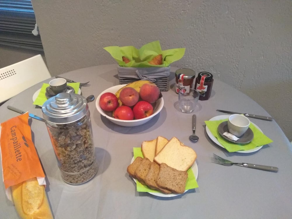 hotel renaissance martigues