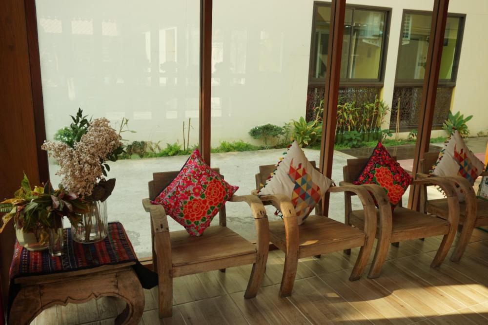 mon muang hotel by zen rooms